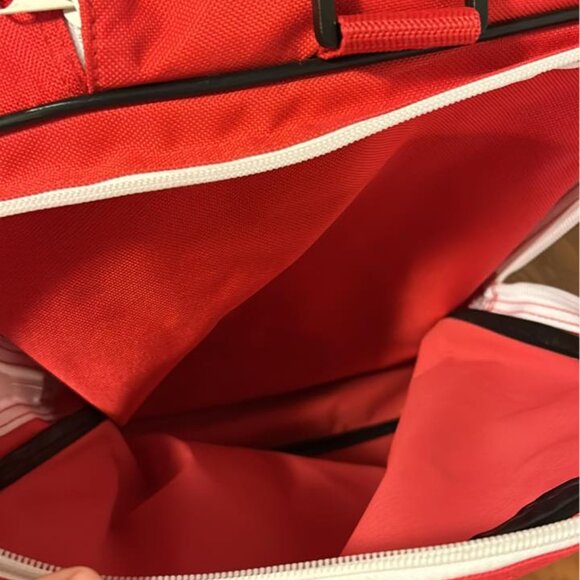 Covette Duffle Bag. like new - Picture 2 of 5